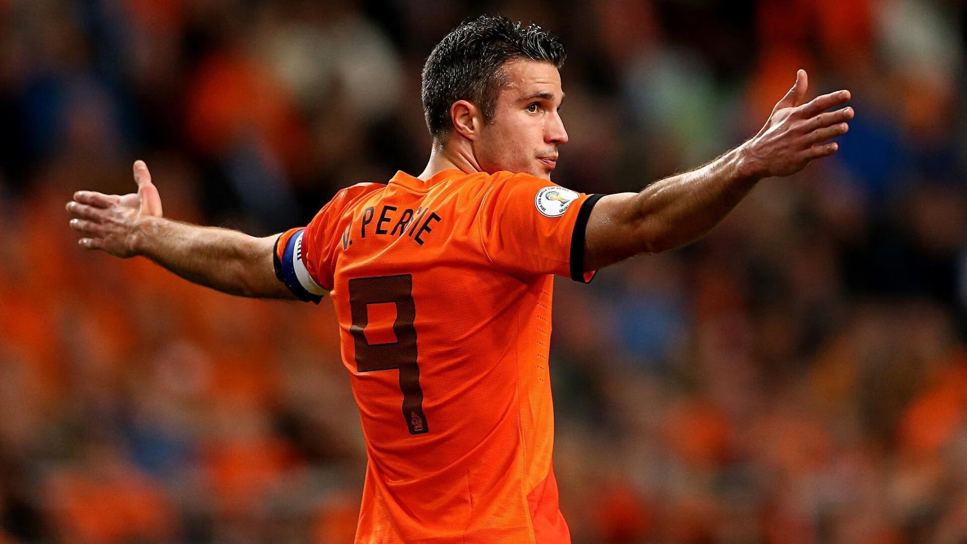 俱乐部社会媒体策略调整 粉丝互动更精准,俱乐部的社会责任