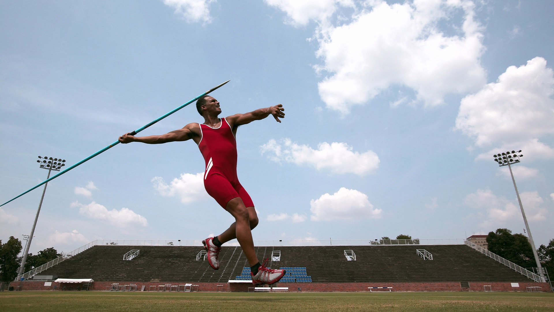 世界杯非洲区预选赛：埃及凭萨拉赫点球绝杀北非德比 对阿尔及利亚完成“复仇”